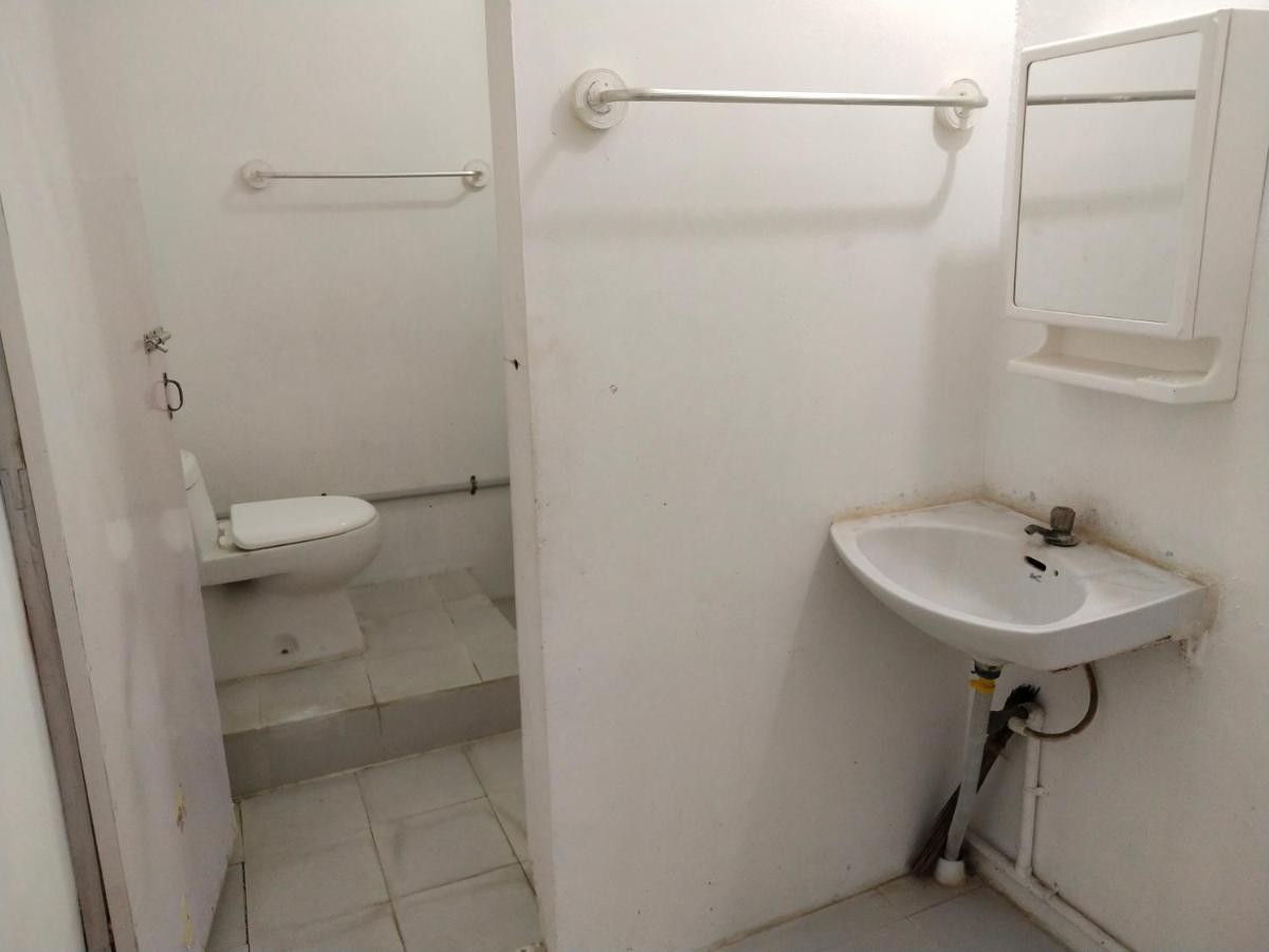 Mayurapriya Inn Τσενάι Εξωτερικό φωτογραφία