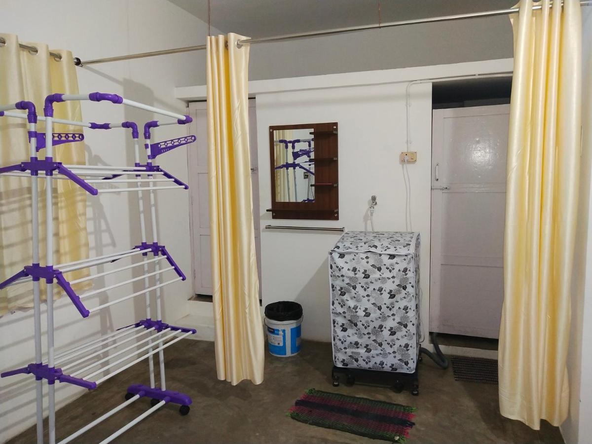 Mayurapriya Inn Τσενάι Εξωτερικό φωτογραφία